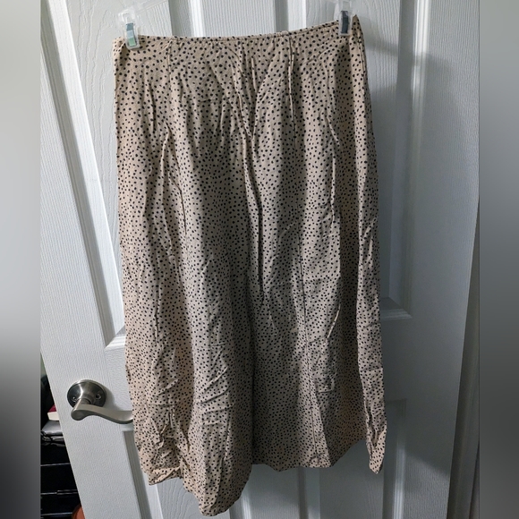 Abercrombie & Fitch High Slit Flirty Midi Skirt | Size XS - Picture 8 of 14